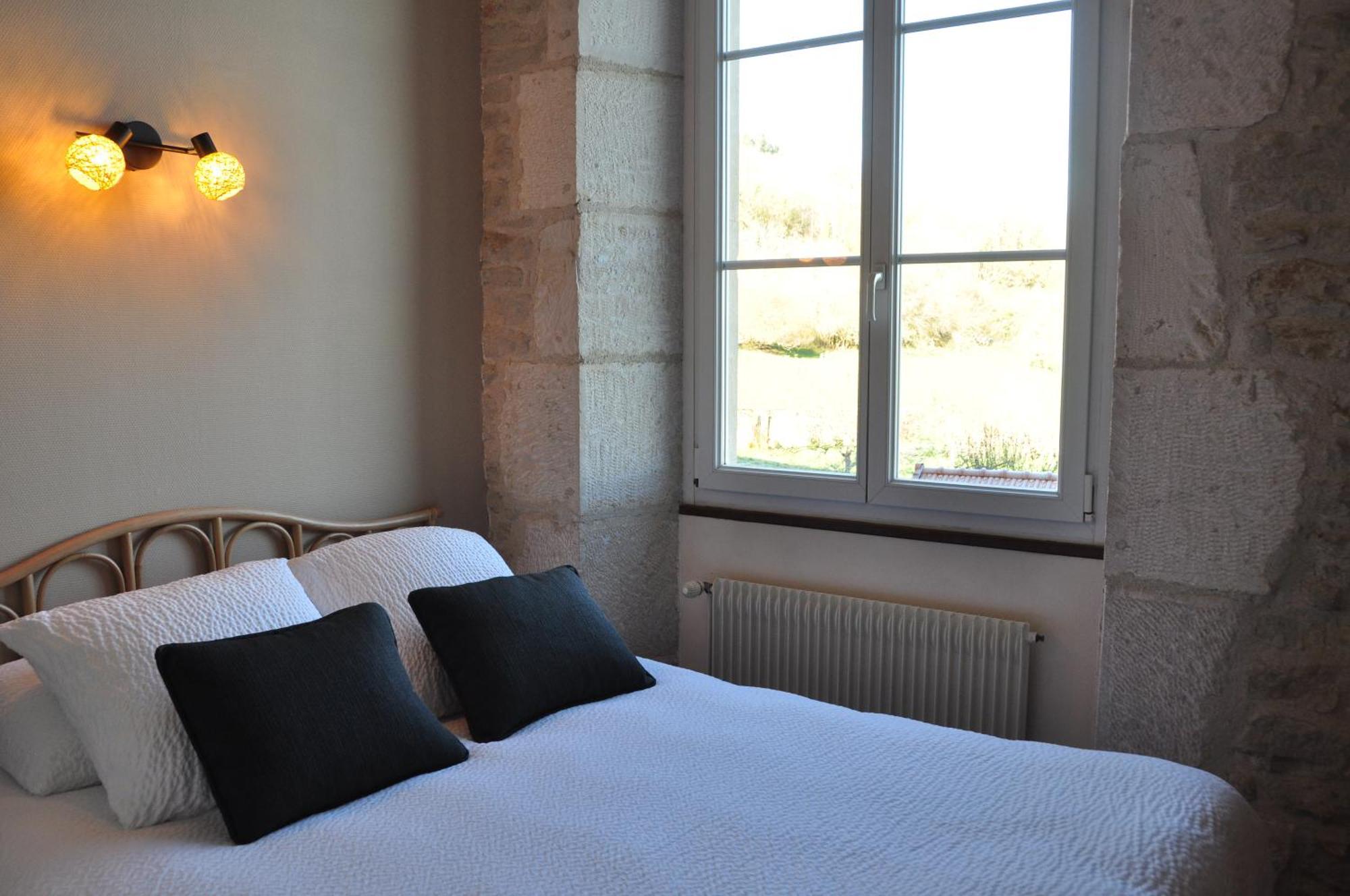 Hotel Domaine Ferme Sainte Anne Langres Exterior foto
